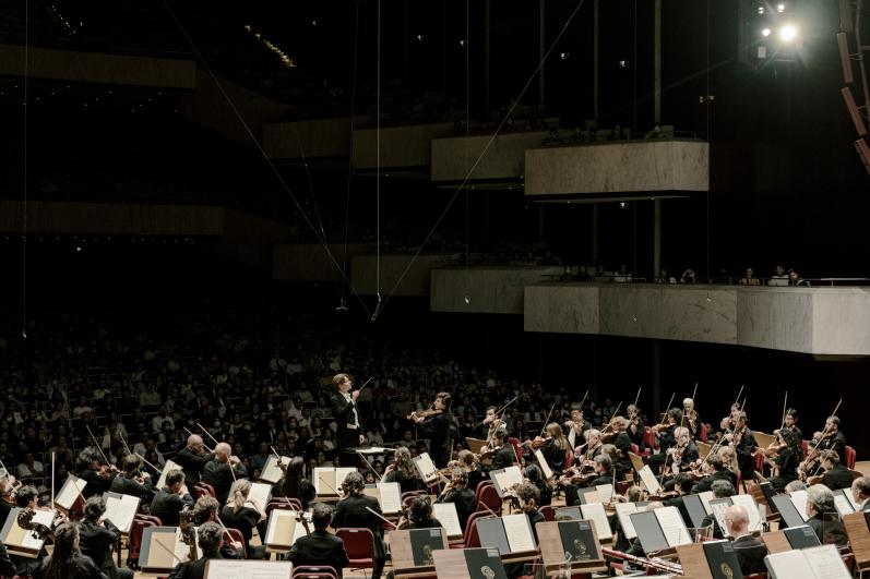 Tournée en Asie de l'Orchestre de Paris avec Klaus Mäkelä et Esa-Pekka Salonen. Taipei, Taïwan